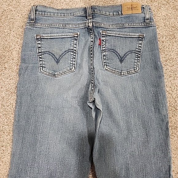 VTG Levi 512 Women's 12/Medium boocut jeans 30 in inseam - Picture 8 of 8